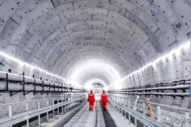 海底隧道是怎么建造的？和挖地铁一样吗？还真不一样图片