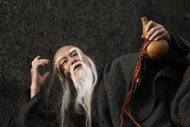 射雕三部曲武学水平的递增，唯一不遵守武学衰退论的三部曲时期图片