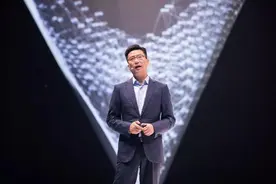 蚂蚁集团CEO胡晓明辞职图片