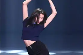 关晓彤如何虏获鹿晗“芳心”？学学她的时尚穿搭，你也可以图片