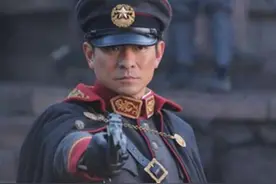 善骑墙头的上将，从省长被打成光杆，贫病交加死时仅剩一元钱图片