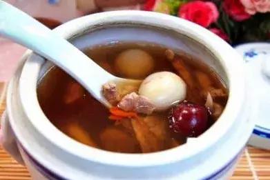 花胶炖乌鸡可以放瑶柱 2026年花胶炖乌鸡可以放瑶柱汤吗 花胶炖乌鸡可以放瑶柱 2026年花胶炖乌鸡可以放瑶柱汤吗