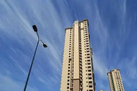为什么总有人说“穷买一楼，傻买顶楼”？入住一年才发现错的离谱图片