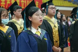 多图直击2021毕业典礼 | 你舍不得江南，我们放不下你图片