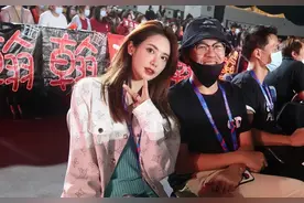 曾因变胖被嘲讽，美娜今晒“减肥后的照片”，结果美出新高度了图片