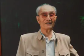 84年张爱萍访问美国，在五角大楼舌战群雄，邓小平直言：别去惹他图片