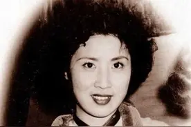 她17岁嫁42岁将领，2年后将领身亡；独身72年背后是不变的爱图片