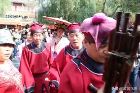 握手的来由图片