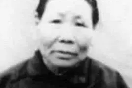沂蒙红嫂用自己母乳喂养八路，建国后这孩子成大官，这样报答她们图片