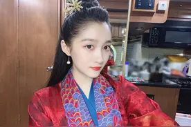 关晓彤晒“剧组伙食”，丰盛不说，分量也太多了吧？图片