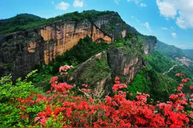 广东东北部山区，竟藏着座世界第一天然大佛，横跨2省却鲜有人知图片