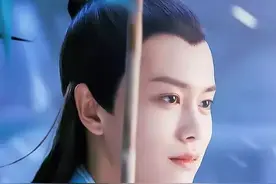 翩翩少年--任嘉伦图片