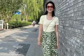 法国女人选半身裙的功力果然不一般！这几款确实值得拥有图片