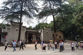 带母亲去西安、厦门、长沙等城市旅行后，我明白了有些事无法改变图片