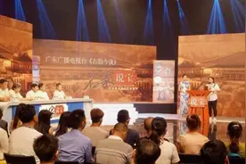 贵妇带1400年古画鉴定，专家却说是赝品，贵妇大笑：你可知出自哪图片