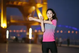 为什么跑步机不累，跑户外会特别累、特别喘？图片