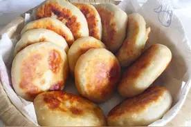 和面时，记得多加1种料，不管烙什么饼，都外酥里软，鲜香味十足图片