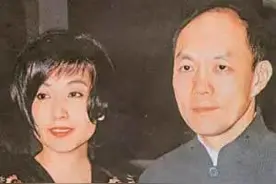 豪门长孙女：何家华父母双亡婚姻失败，霍思纬受尽宠爱身价上亿图片