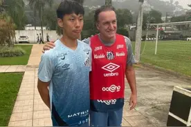 官宣！两位中国小将留洋，加盟巴甲和德国联赛，与武汉旧将成队友图片