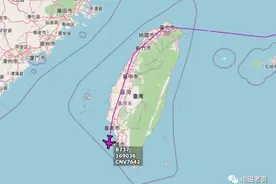 解读飞越中国台湾领空的美海军C-40A运输机图片