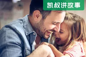 爸爸穿裙子教女儿防走光：养女儿，这几件事情一定要让爸爸做图片