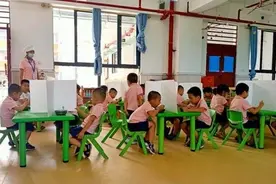 幼儿园终于开学了，老师最担心的事情发生了，家长焦灼：该怎么办图片