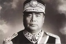 清废帝被迁出紫禁城，遗老遗少痛心疾首，为何张作霖等军阀也反对图片