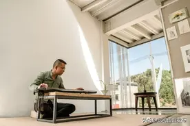 一家五口搬进云南深山，住400㎡大宅，邻居90%都是硕士图片