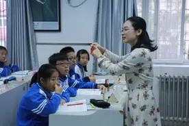 新高考实行后，这2科老师已经感受到“生存危机”，直言想转行图片