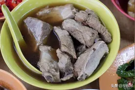 肉骨茶、猪肠粉、汤圆…… 马国华人美食马来文译名引热议图片