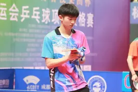 王廷宇：自己的第一个青锦赛，遗憾、幸运、互相折磨｜乒乓新面孔图片