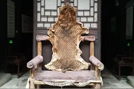 漂亮女土匪覃至美的疯狂情史，湮没两代匪王，精彩远超你的想象图片