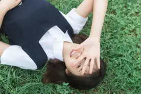 见面时很热情，不见面时很冷淡的三大星座图片