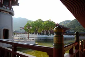 1995年出家的清华女学霸，把爱撒向了20多个孩子，如今过得怎么样图片
