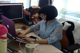 女程序员：老请假去面试太麻烦了，就和领导摊牌要离职，结果乐了图片