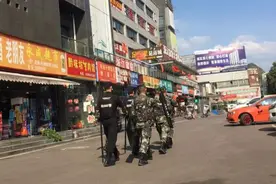 【节日我在岗】小长假第三天！来看看关岭公安的警察“蜀黍”都在干嘛呢?图片