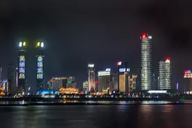 南昌夏日夜色迷人，让人陶醉其中图片