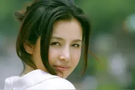 胖保姆曲阿英是中戏校花，人称小王祖贤，《过把瘾》的女主曾是她图片