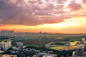 崖州古城即现海南三亚市崖城镇，位于三亚市西40多公里处图片