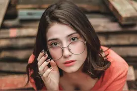 两性交往，中年女人叫你哥，多半是这3种意思图片