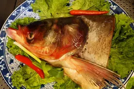确诊癌症后，就不能再吃鸡鸭鱼肉了？医生列出真正要少吃的食物图片