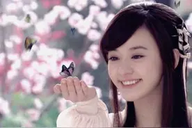 十二星座代表的古装美女，以丝带为发饰，天秤座要不要这么美图片