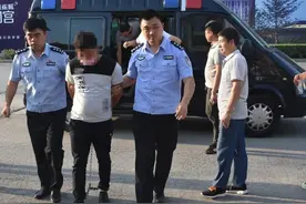 【你好，警察节！】警营先锋| 固安刑警：利剑铁拳惩黑恶图片