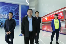 贵州日报报刊社社长邓国超到我区采访调研图片