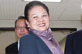 111岁“富婆”资产千亿！曾是酒店风尘女子出身，后变身豪门阔太图片