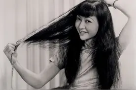 黄柳霜：资助全部兄弟姐妹接受教育，却要花一生来得到父亲的接纳图片