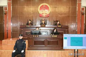 小区出口停车是否属违停？法院当庭宣判图片