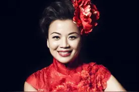 歌唱家张也：叫李谷一妈妈，登了25次春晚，53岁还孤身一人图片