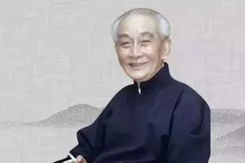 南怀瑾：精从足底生，寒从足底起图片