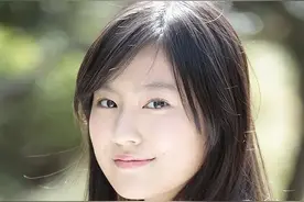 恒松佑里，日本版刘亦菲，肤白貌美潜力女优，主演《全裸导演2》图片